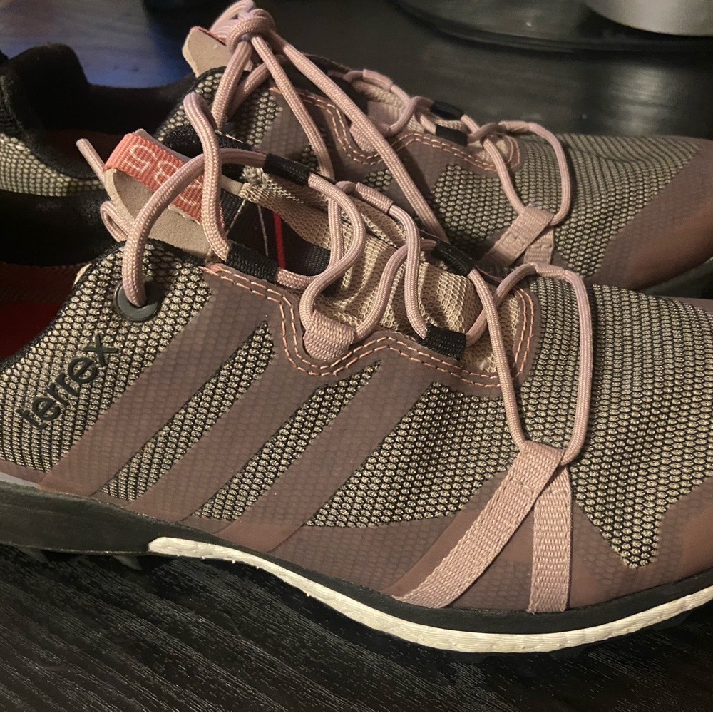 Adidas Terrex 285 Boost Women’s 7 - Picture 4 of 7